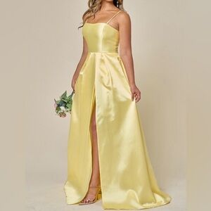Elegant Yellow Strapless Dress w/ Pockets